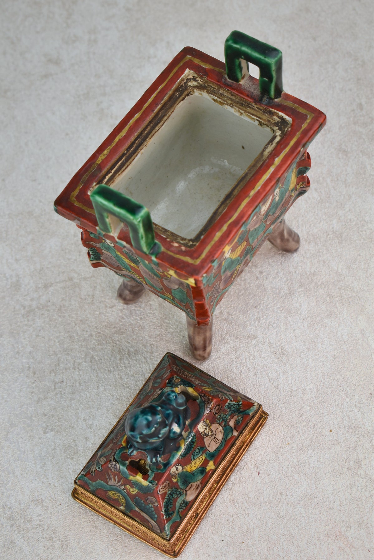 Japanese Meiji–Taishō Porcelain Incense Burner by Tsukimoto, c. 1890–1920