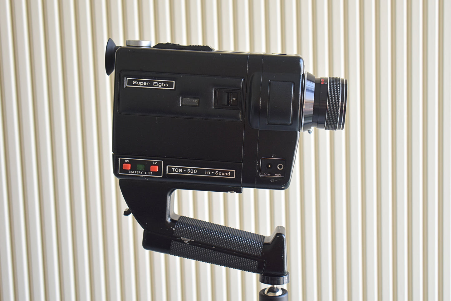 Vintage Magnon Super 8 Movie Camera - 1970s