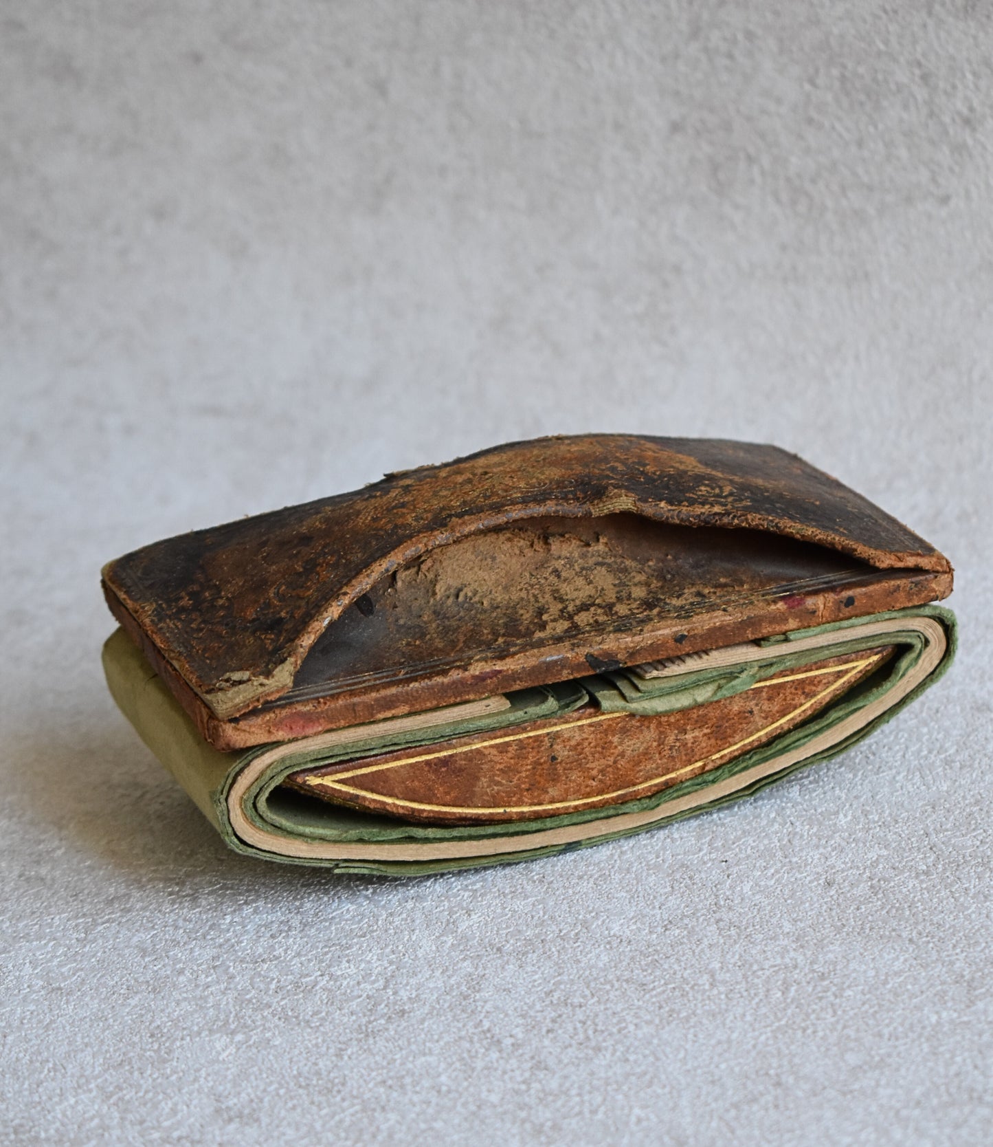 Retro 1930s Leather Desk Ink Blotte