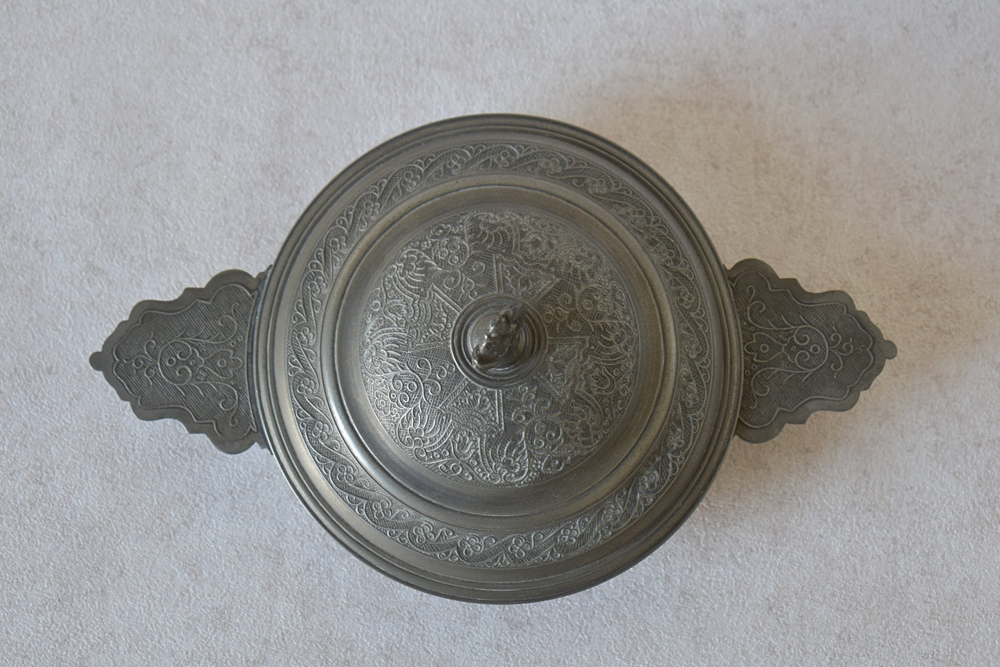 Vintage Pewter Bowl with Handle – Maison Rose (1960s)
