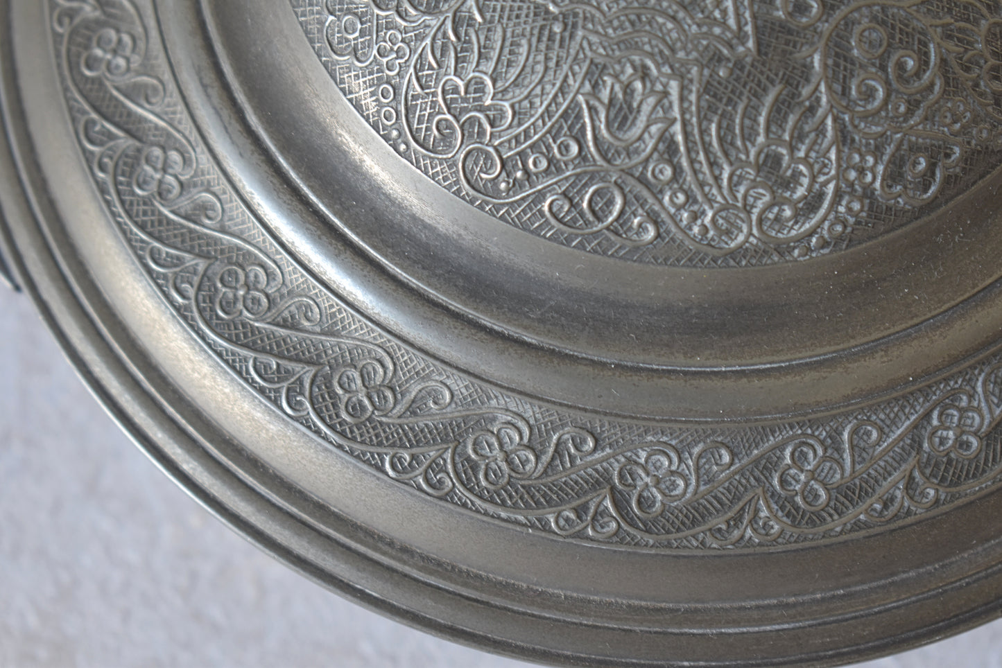 Vintage Pewter Bowl with Handle – Maison Rose (1960s)