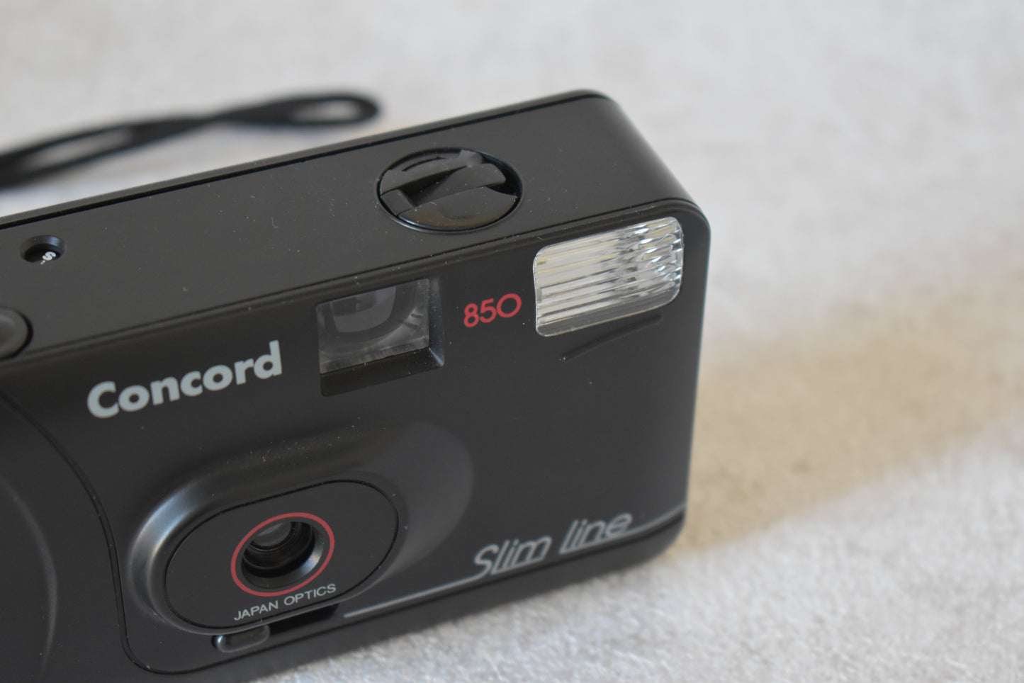Classic 1980 Concord 850 Slimline Camera