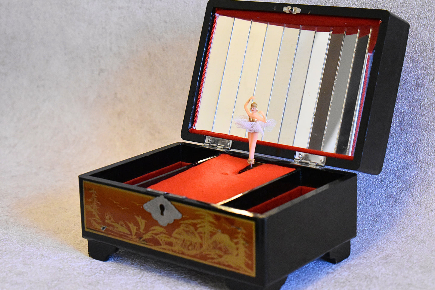 Japanese Lacquered Music Jewelry Box by Toyo