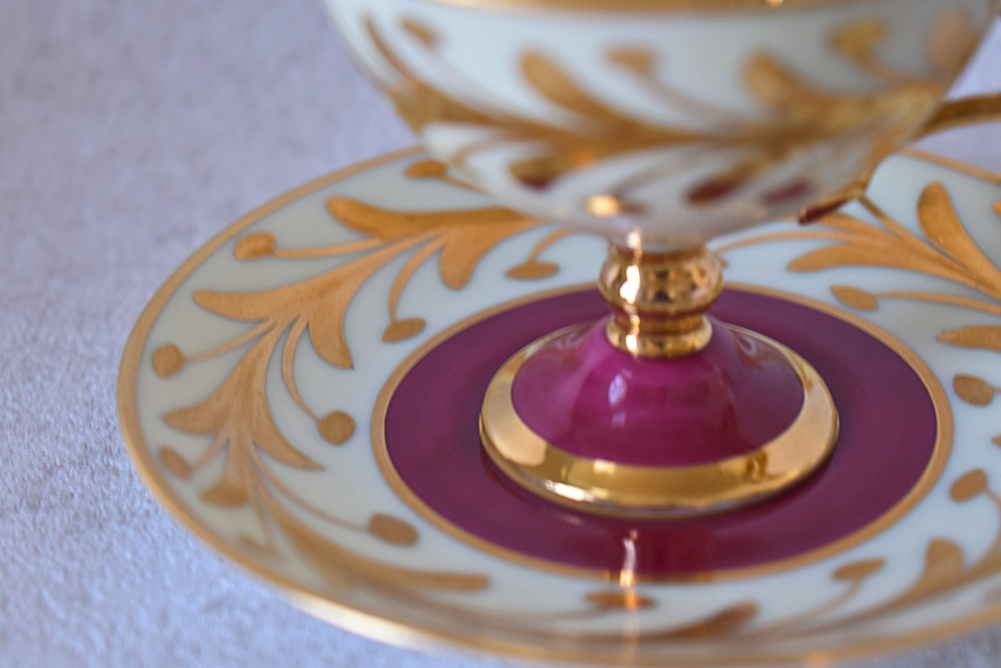 Classique 1950's Three-Piece Tea Set
