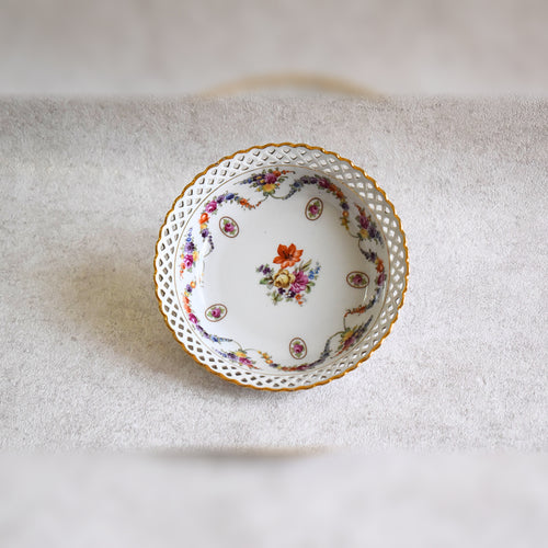 Vintage Schumann Porcelain Bowl – Reticulated Edge 1930s-1940s