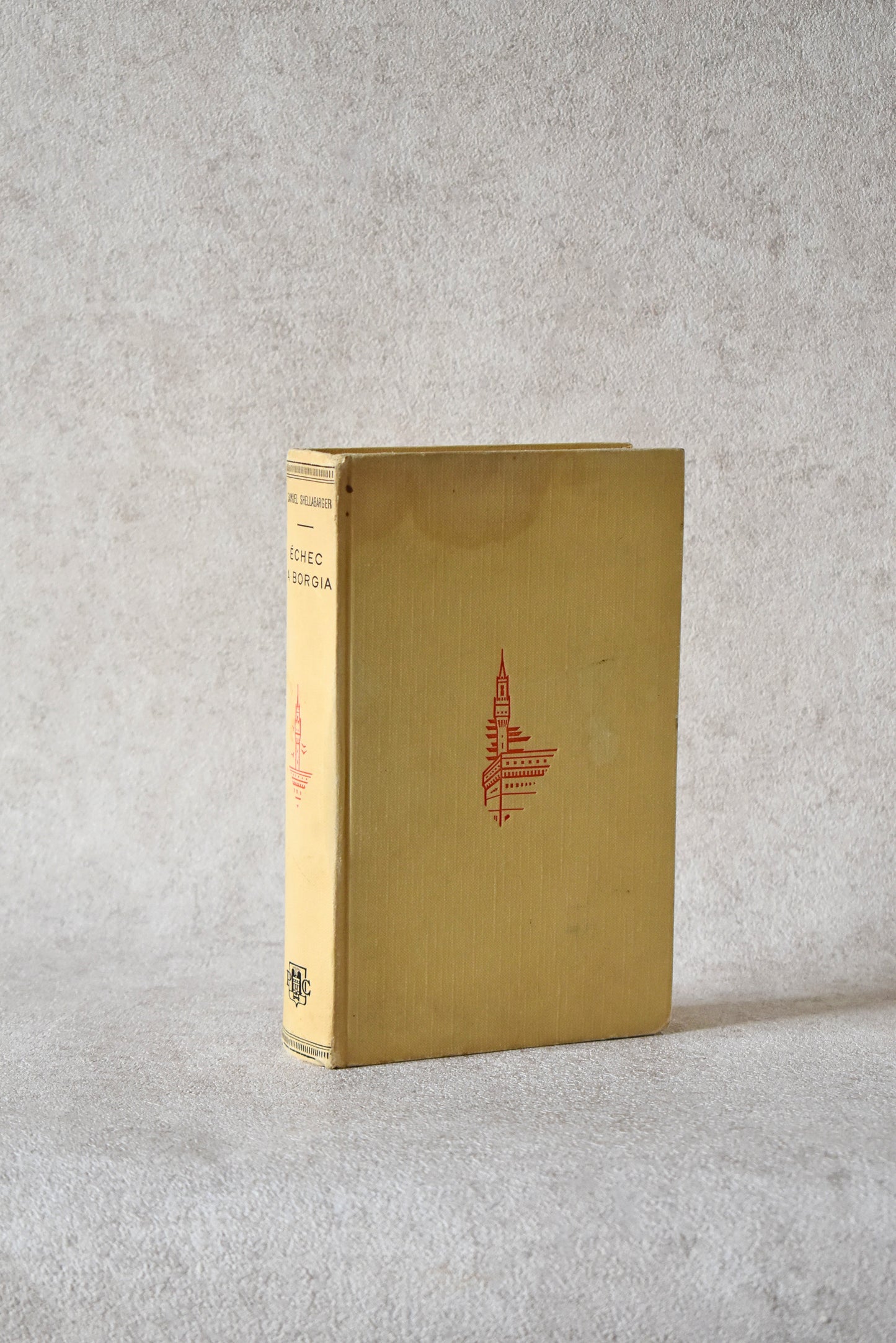 Set of 8 Vintage French Books, Mixed Editions (1863–2001)