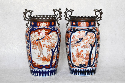 Pair of Japanese Imari Porcelain Vases Meiji Period (c. 1880–1910)