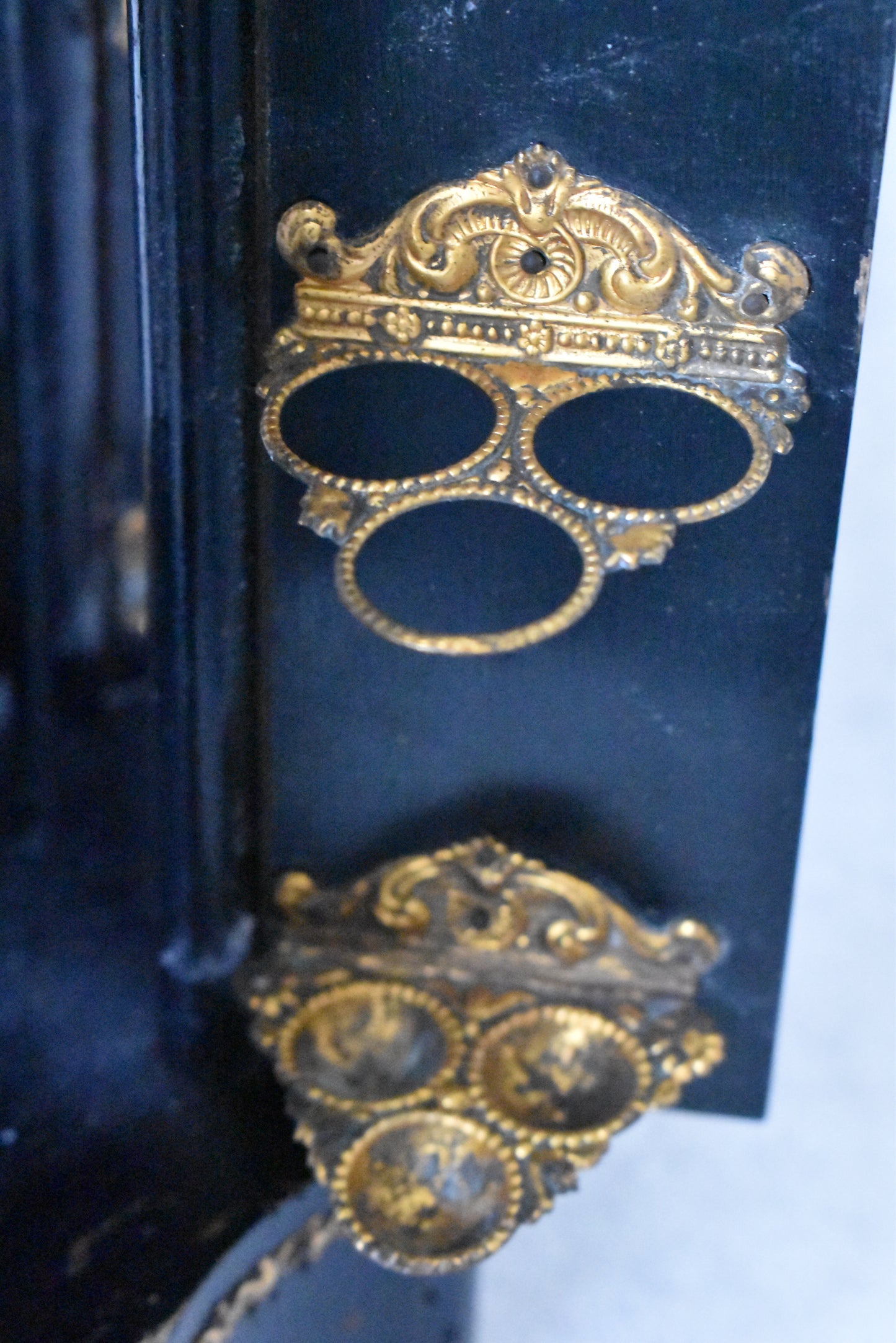 Antique Cigar Carousel Box, France Late 19th Century