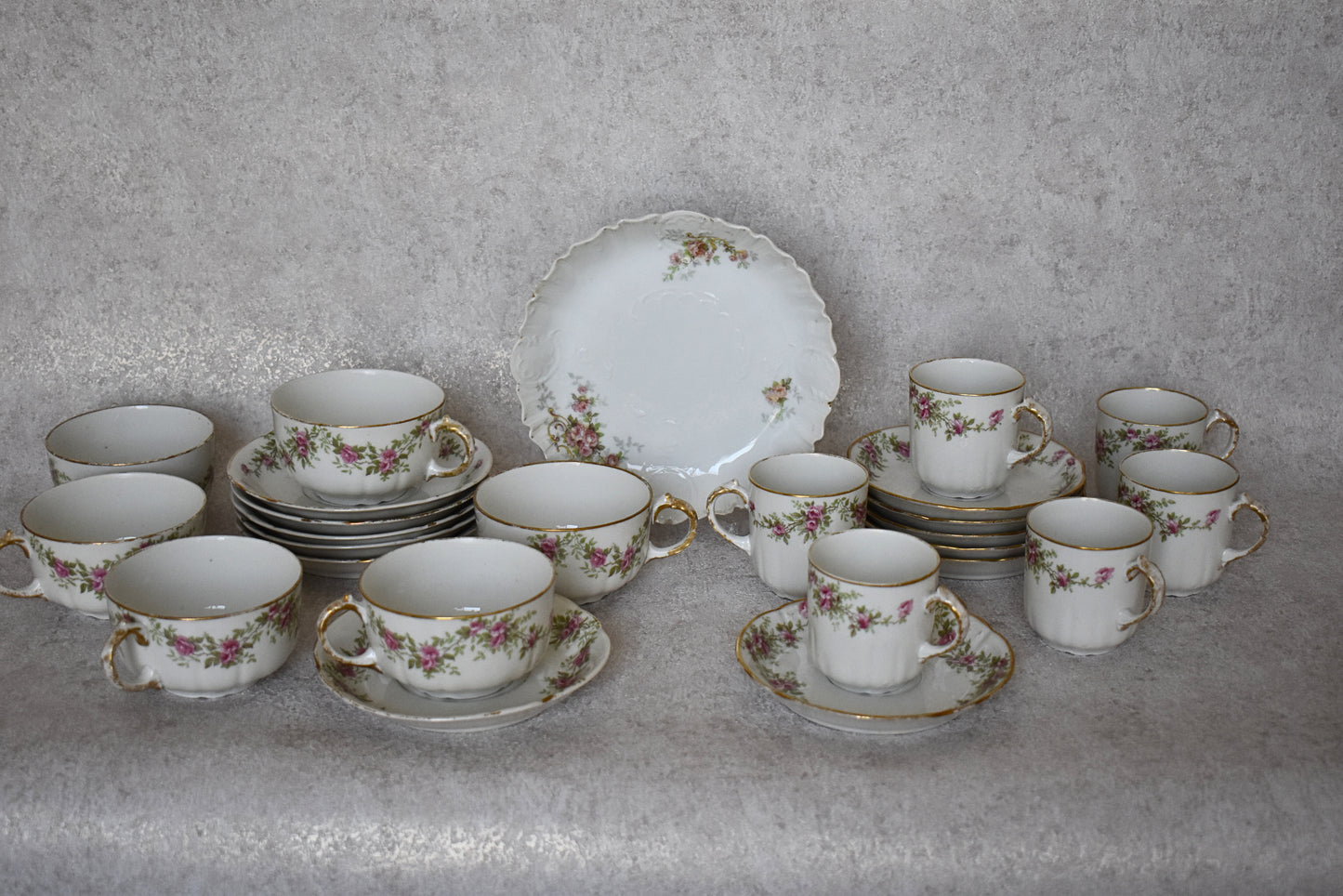 Limoges Porcelain Tea and Coffee Set – France, 1900–1920