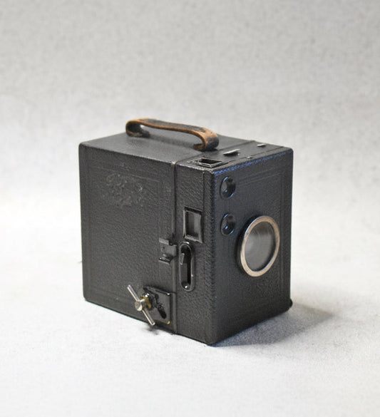 Zeiss Ikon Box-Tengor Camera with Original Case