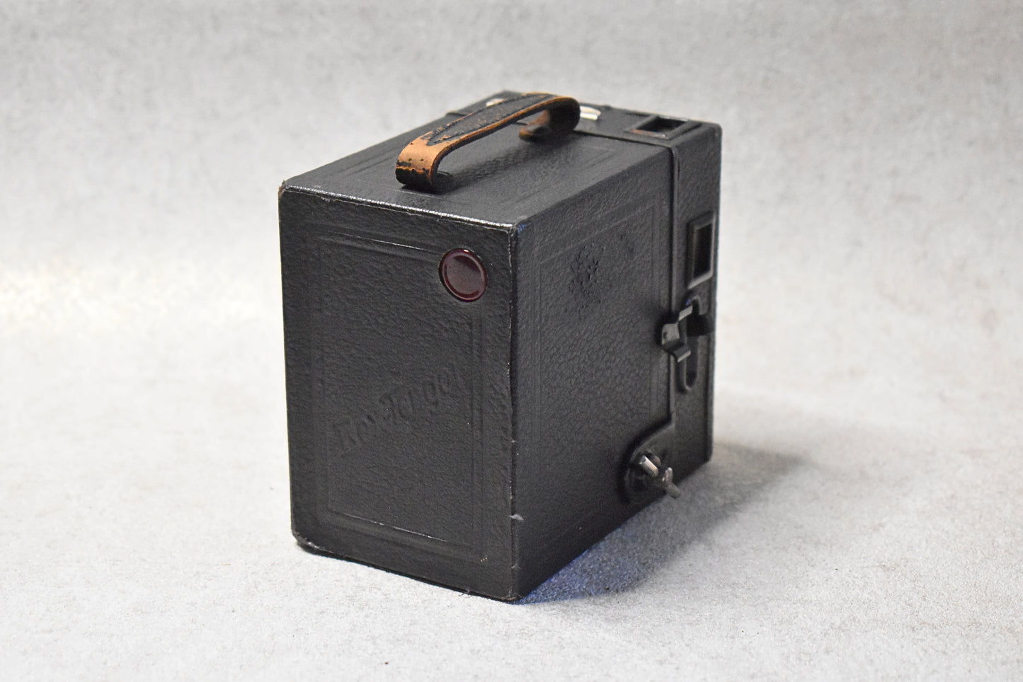 Zeiss Ikon Box-Tengor Camera with Original Case