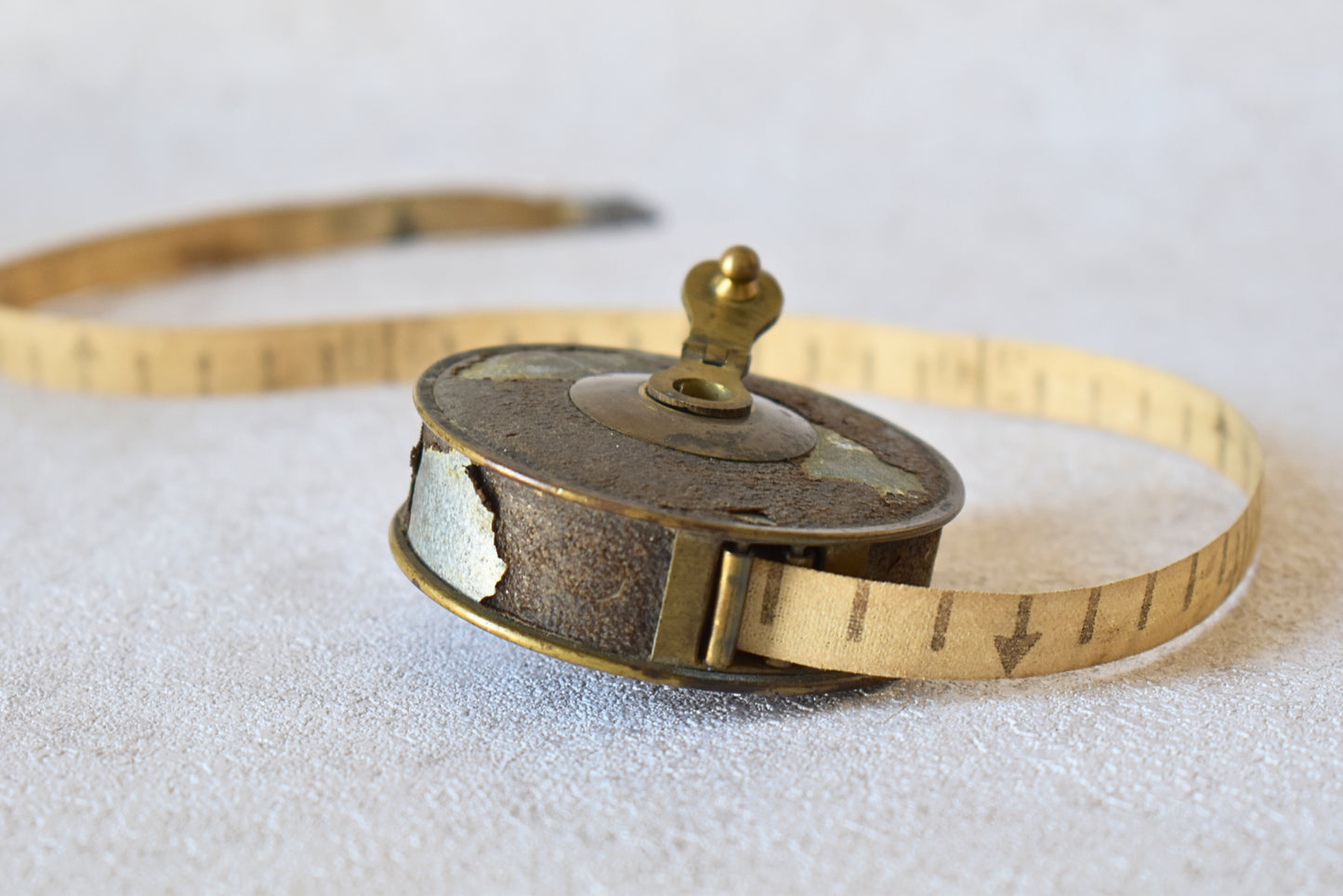 Vintage 10m Tape Measure Reel, 1920s–1940s