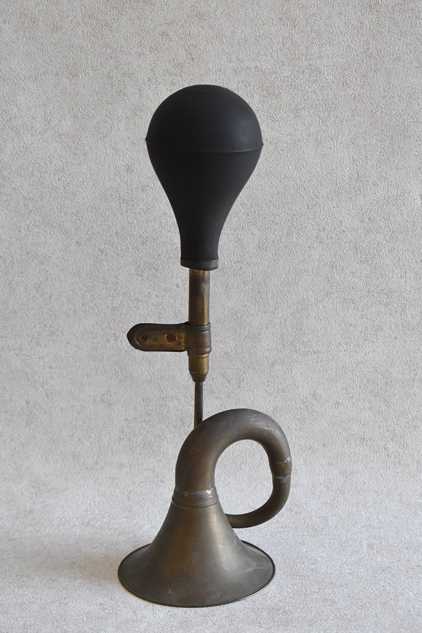 Vintage Brass Auto Horn with Squeeze Bulb