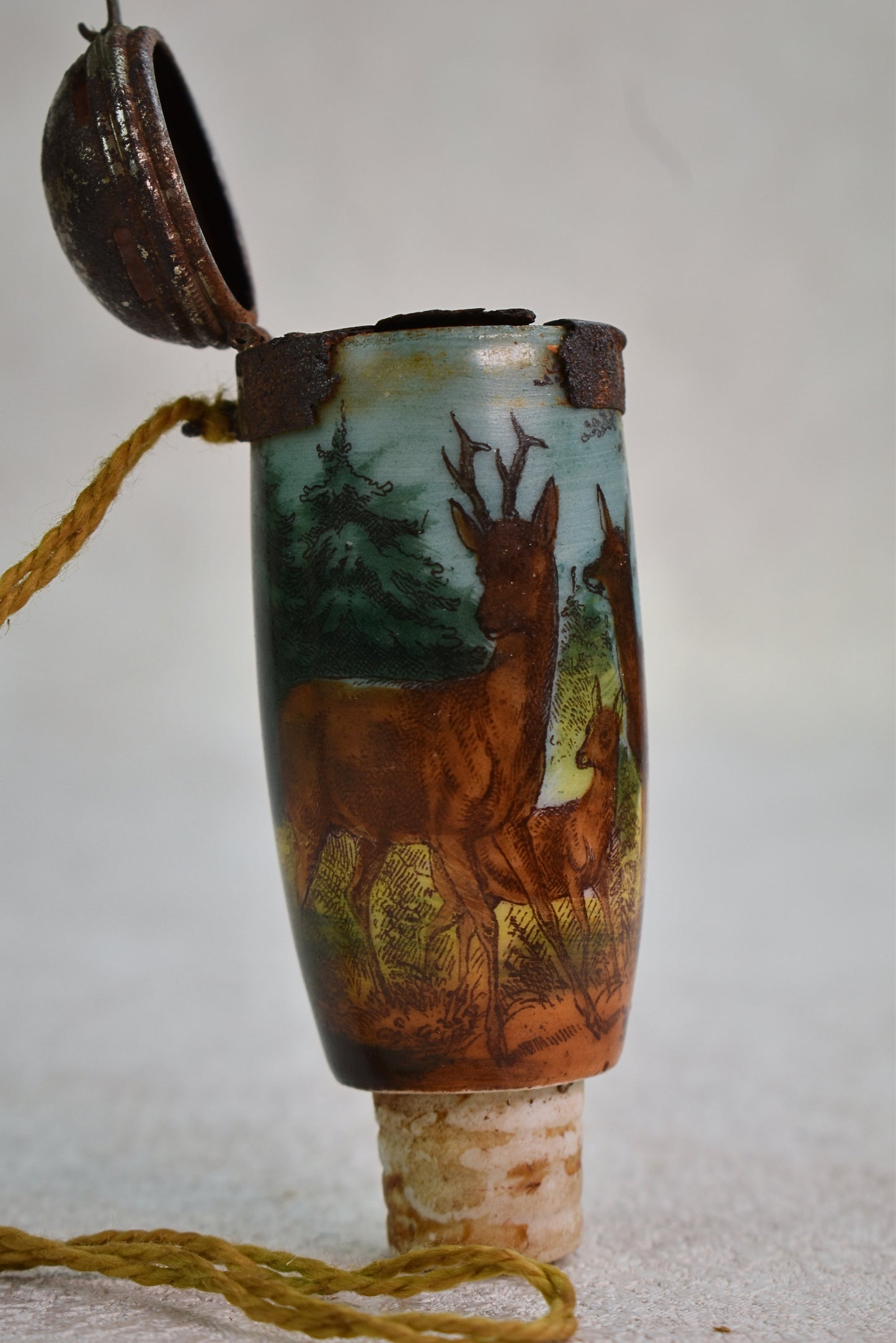 Antique German Porcelain Jägerpfeife Hunting Pipe, c. 1890–1930