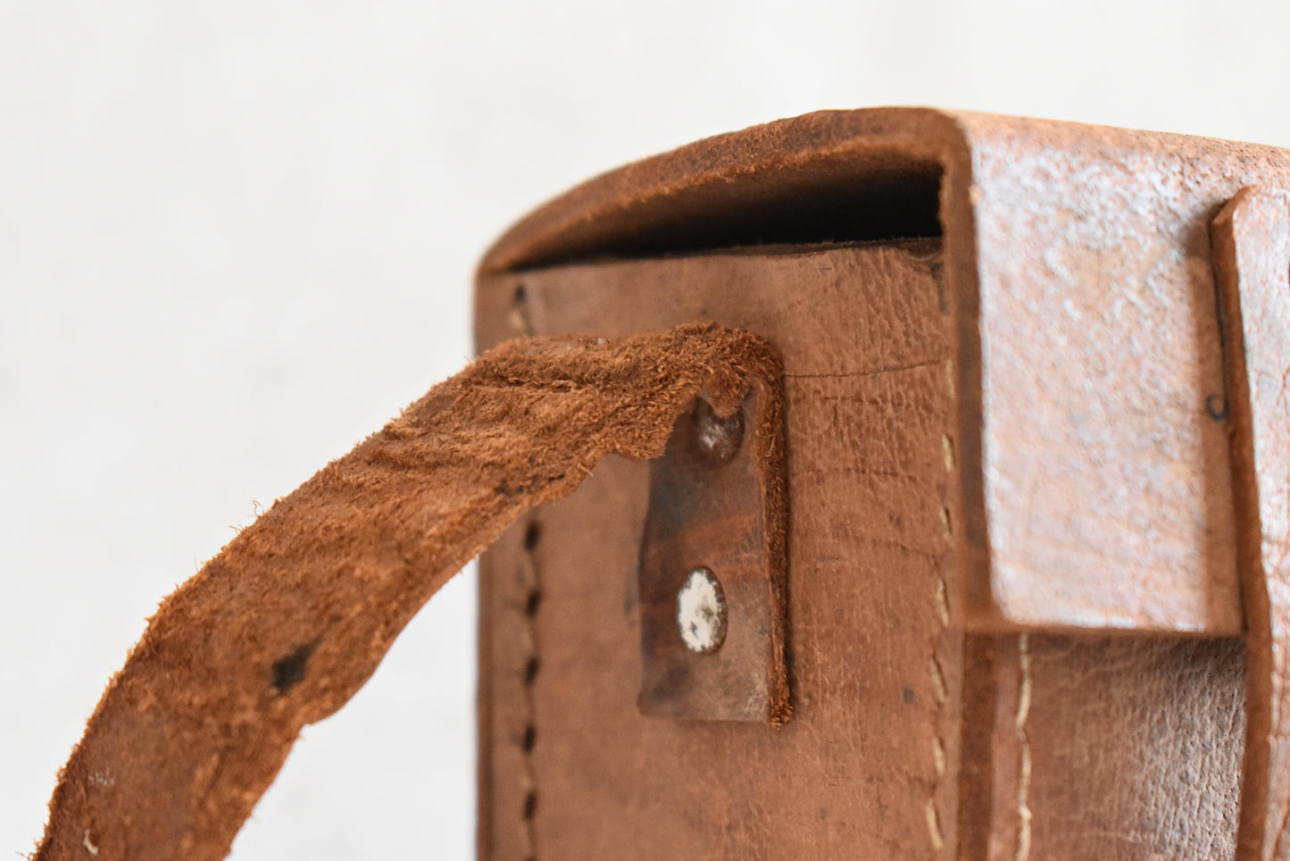 WWI British Military Brass Binoculars with Leather Case, 1917