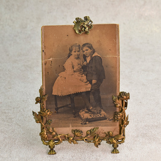 French Late 19th-Century Gilt Metal Portrait Frame, Paris 1889