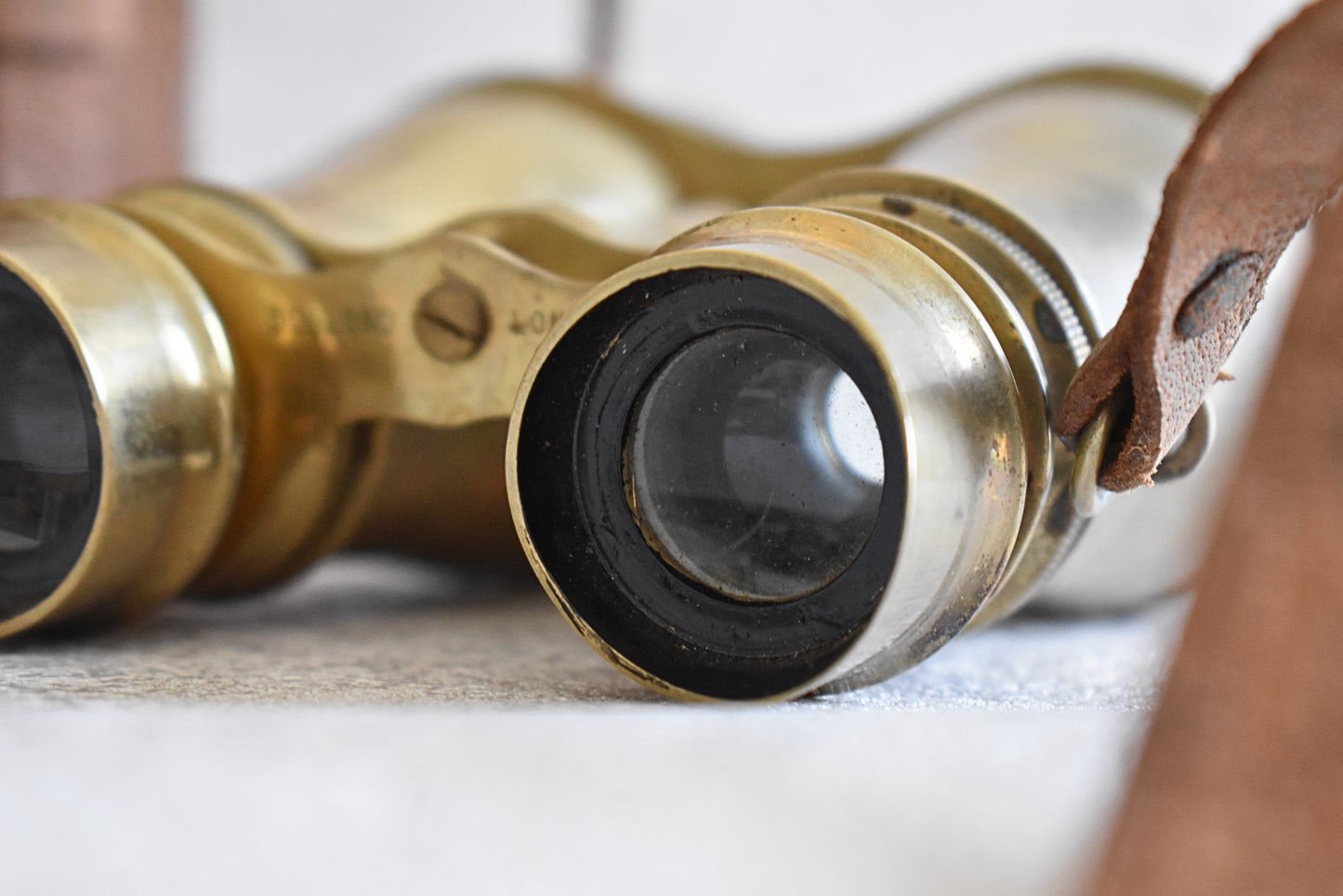 WWI British Military Brass Binoculars with Leather Case, 1917