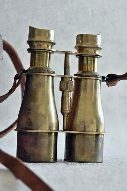 WWI British Military Brass Binoculars with Leather Case, 1917