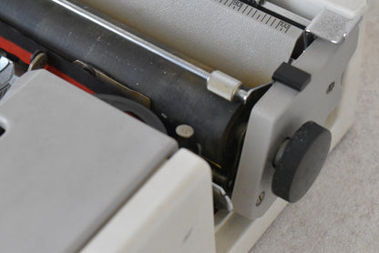 Underwood 310 Portable Typewriter, 1970s