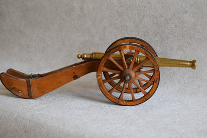 French Napoleonic Miniature Field Cannon Model – 1980s