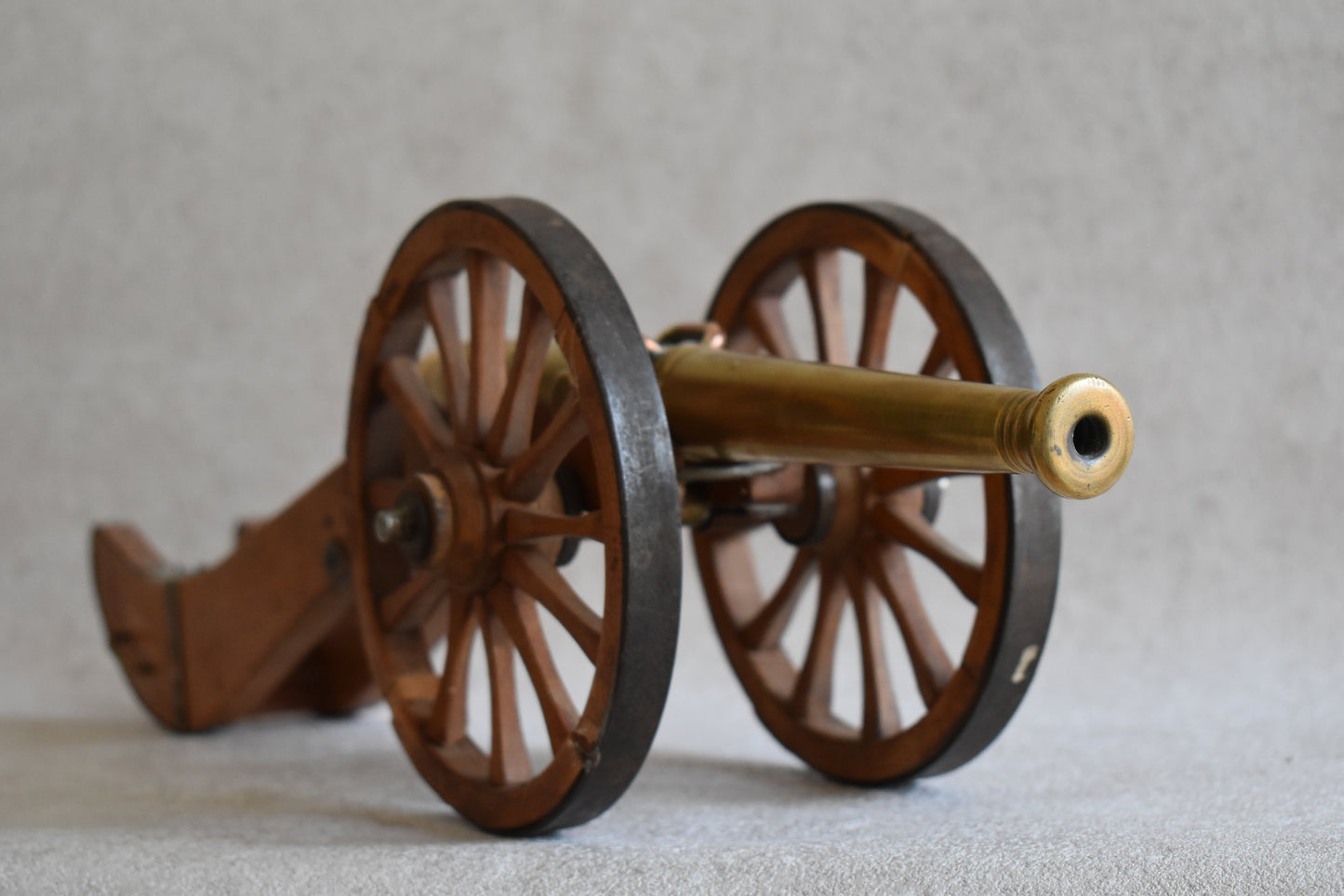 French Napoleonic Miniature Field Cannon Model – 1980s