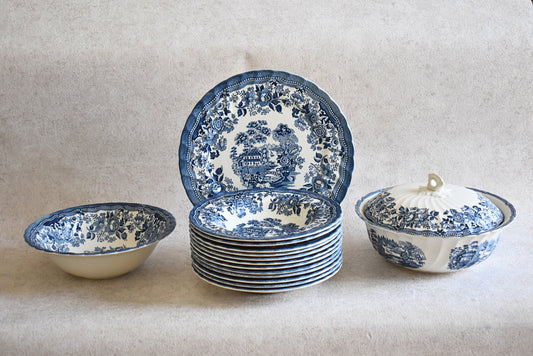 Tonquin Blue & White Serving Set – By Myott, Staffordshire, England