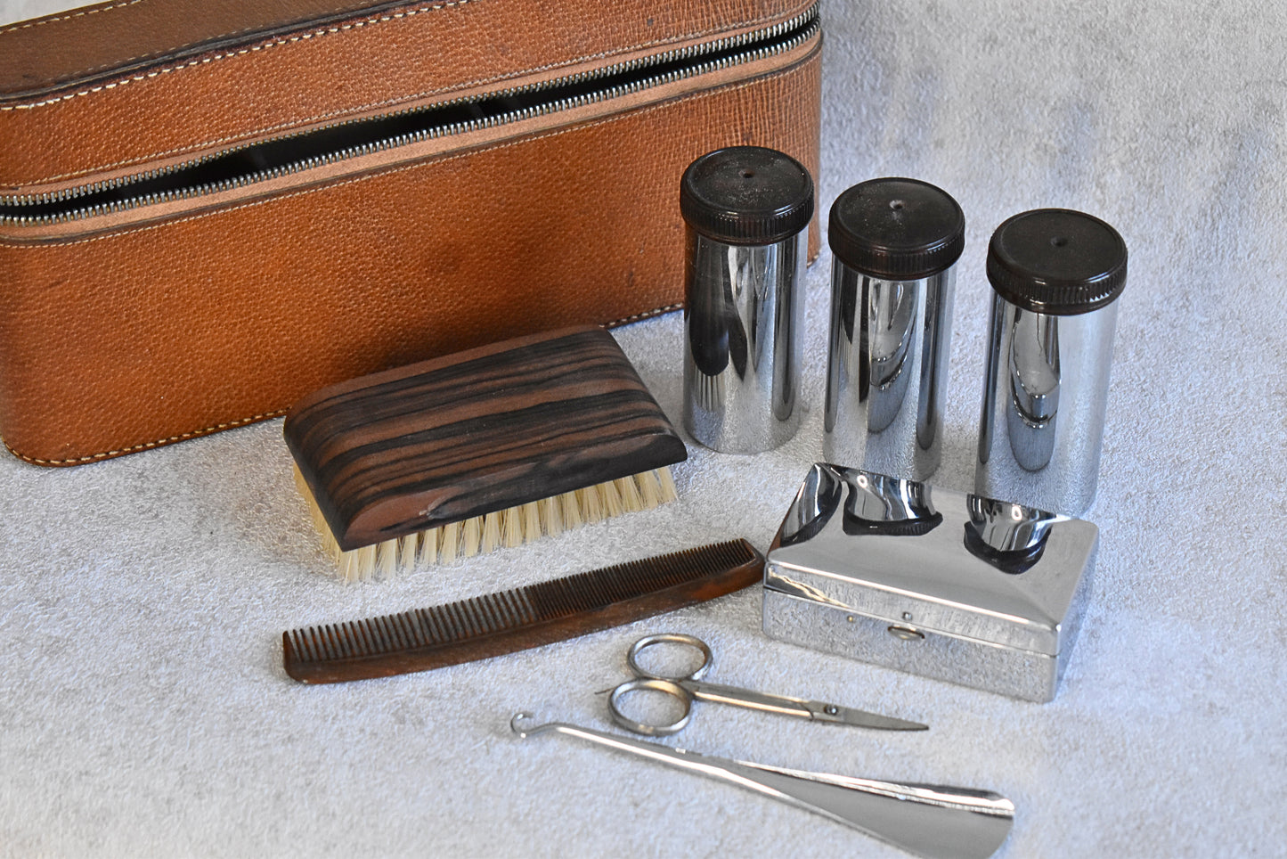 Vintage British Gentleman’s Grooming Travel Set, 1940s–1960s