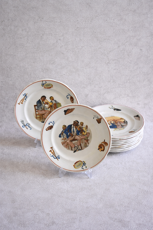Vintage French Sarreguemines Digoin Jazz Plates – Set of 11 (Circa 1920s–30s)