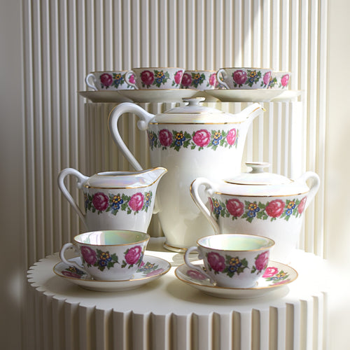 Elegant 1900s LF Veritable Porcelain Tea Service