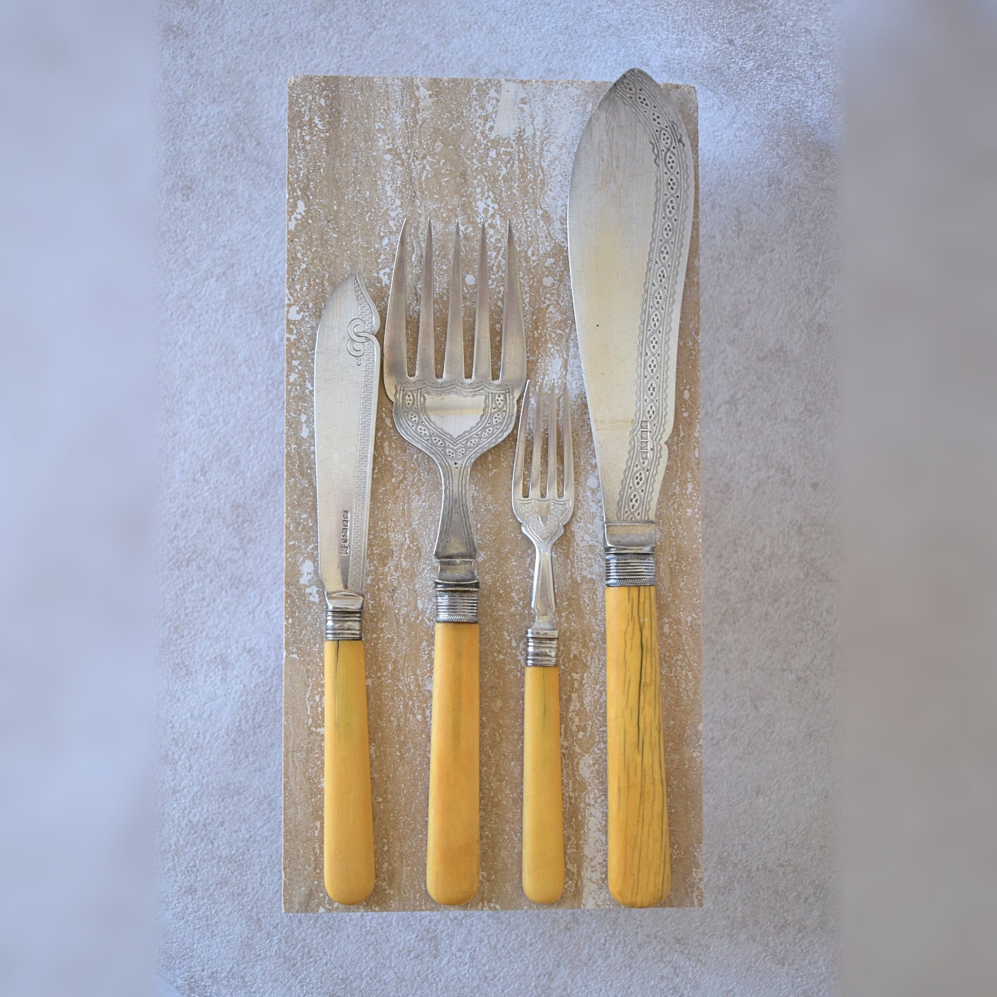 Antique English Cutlery Set of 14 pieces, 1829–1867